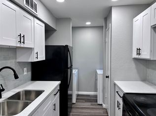 5669 Birchmont Dr APT H, Houston, TX 77091