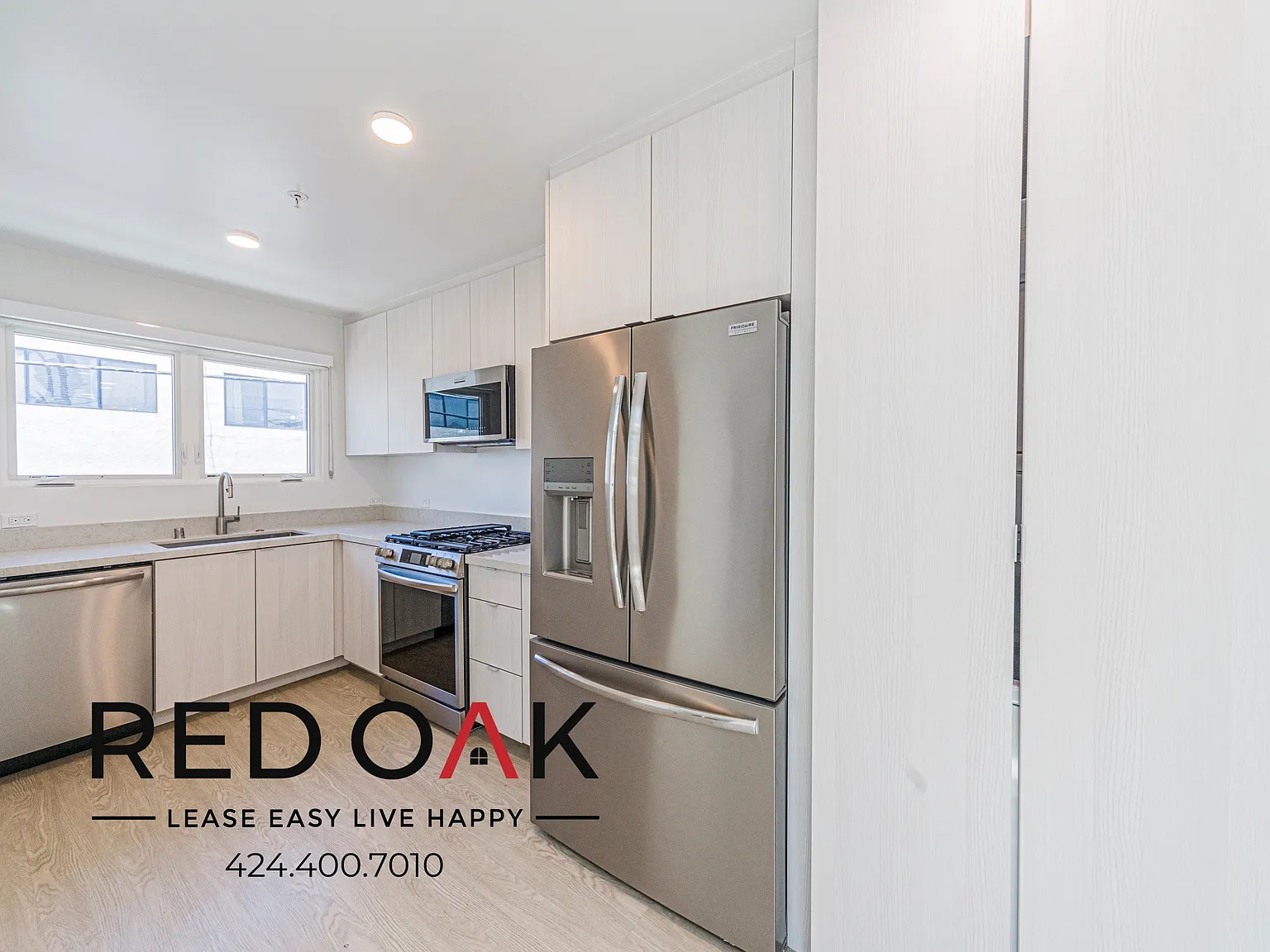 ~1 Month Free~ Gorgeous Two Bedroom With Recessed Lighting, In-Unit W/D And Included Parking ~ Ne... — Photo 2