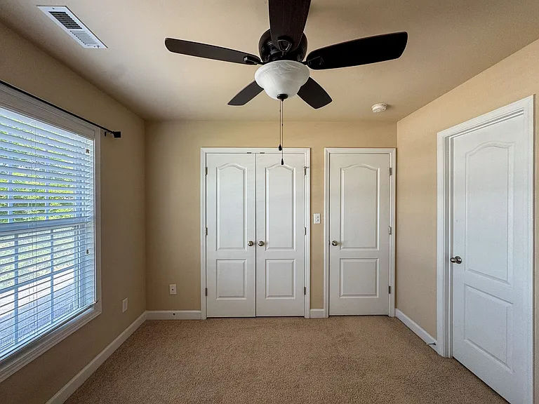 1424 Saint Johns Loop — Photo 21