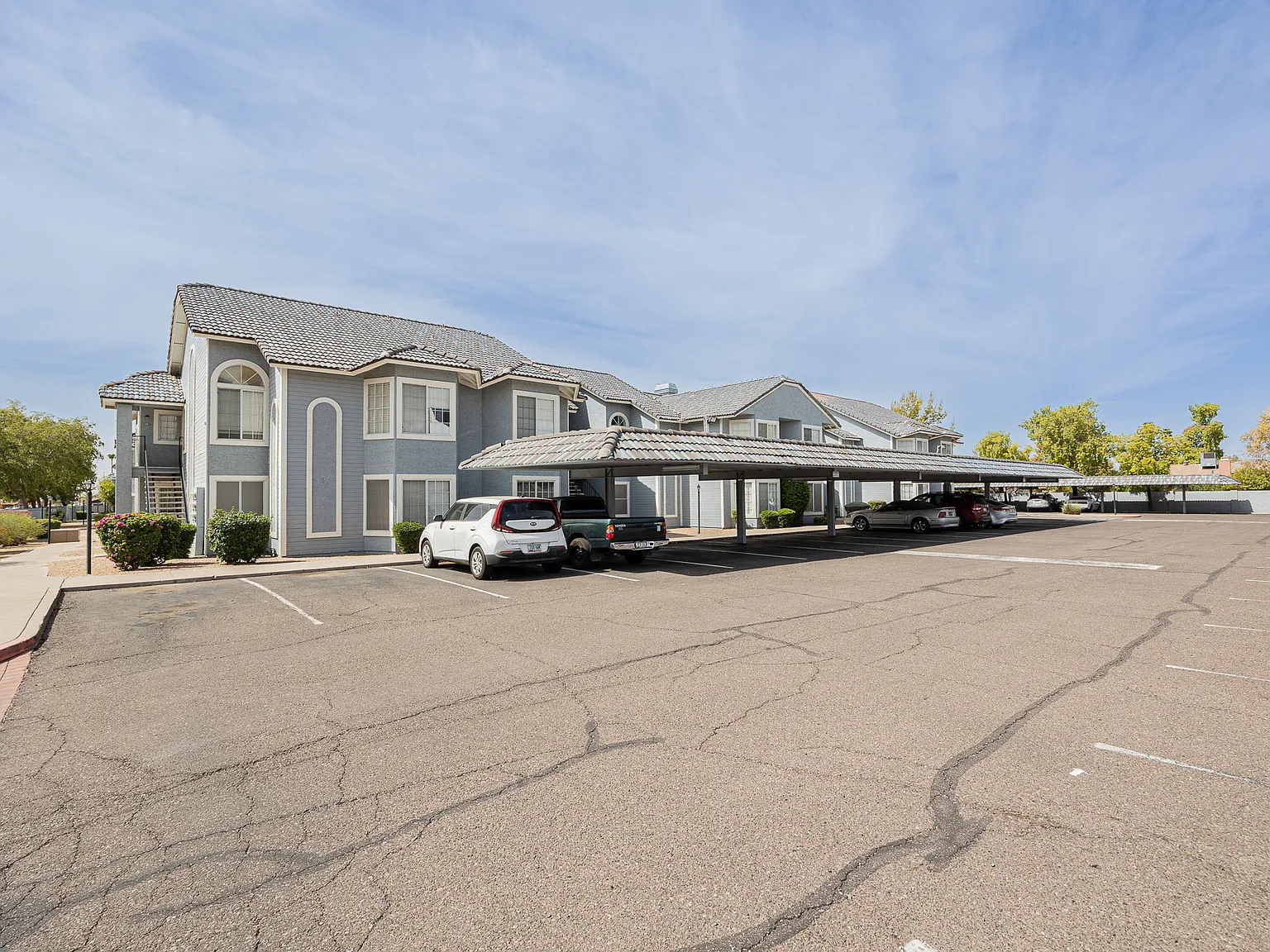 2910 W Marconi Ave, Phoenix Az — Photo 2