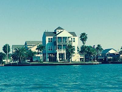 1st image of 50 Dolphin St