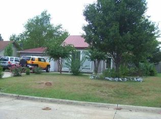 4703 Sanderson Ln, Texarkana, AR 71854