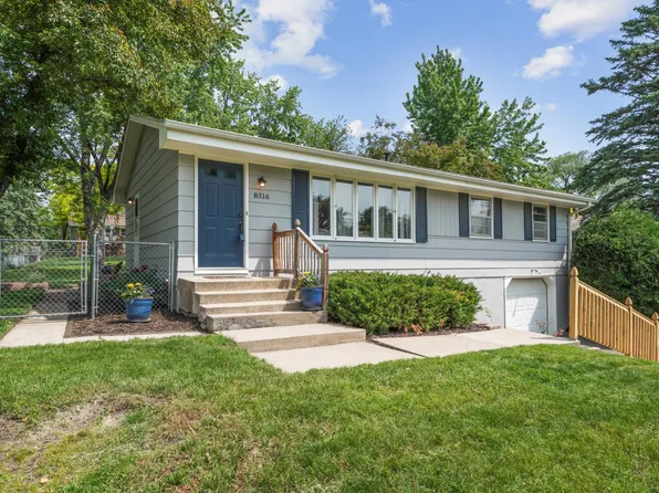 8516 49th Ave N, New Hope, MN 55428
