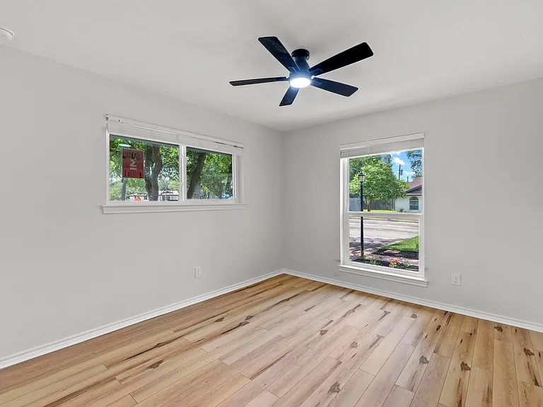 801 Lime Rock Dr — Photo 23