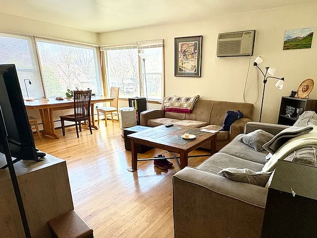 1655 Capital Ave #2 — Photo 9