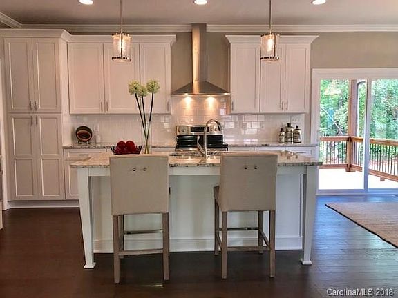 5th image of 4487 N Wynswept Dr