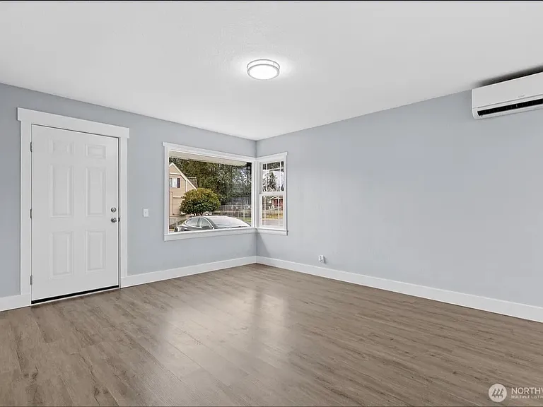 817 114th St S — Photo 17