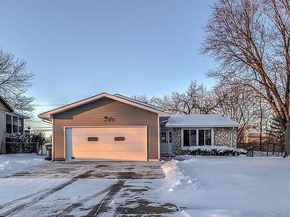 2nd image of 35W756 Crispin Dr