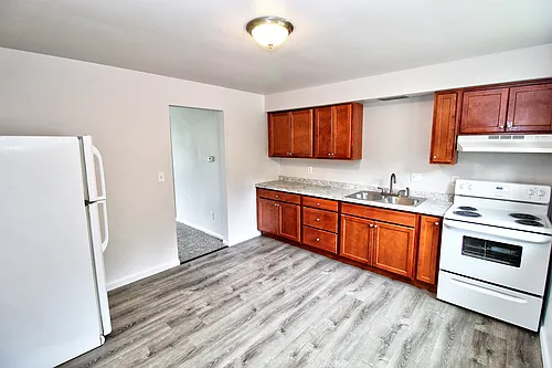 11125 Youngstown Pittsburgh Rd #4 Photo 1 11125 Youngstown Pittsburgh Rd #4 Photo 1