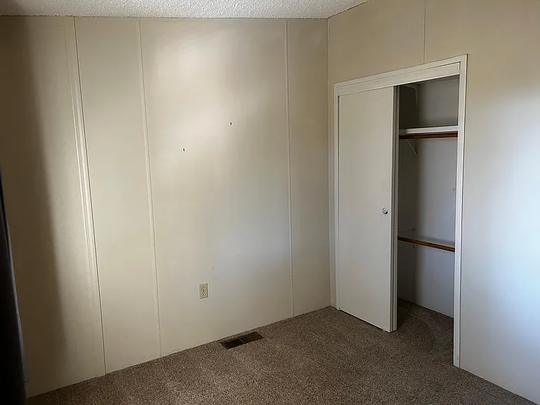 Guest bedroom closet