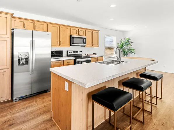 73385 18th Ave, Desert Hot Springs, CA 92241