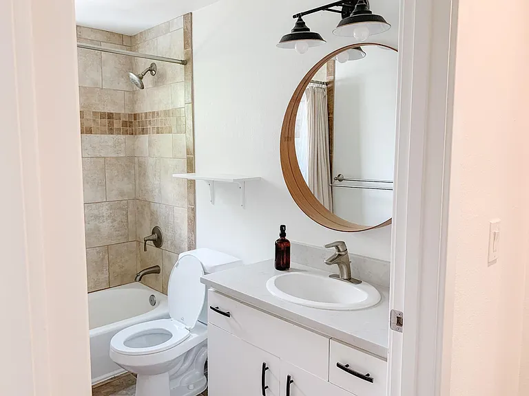 701 Galer St #404 — Photo 9