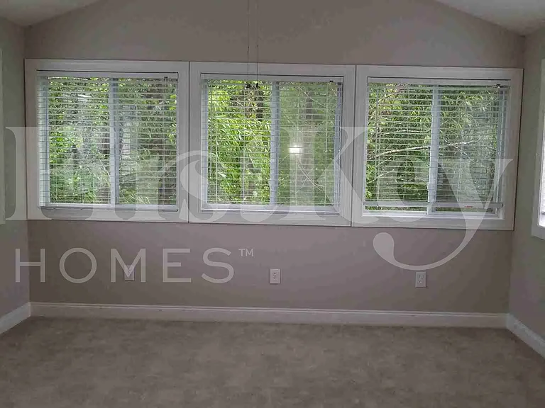 1911 Chestnut Oak Ln — Photo 32