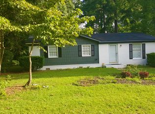 6408 Fredrick Rd, Fayetteville, NC 28314