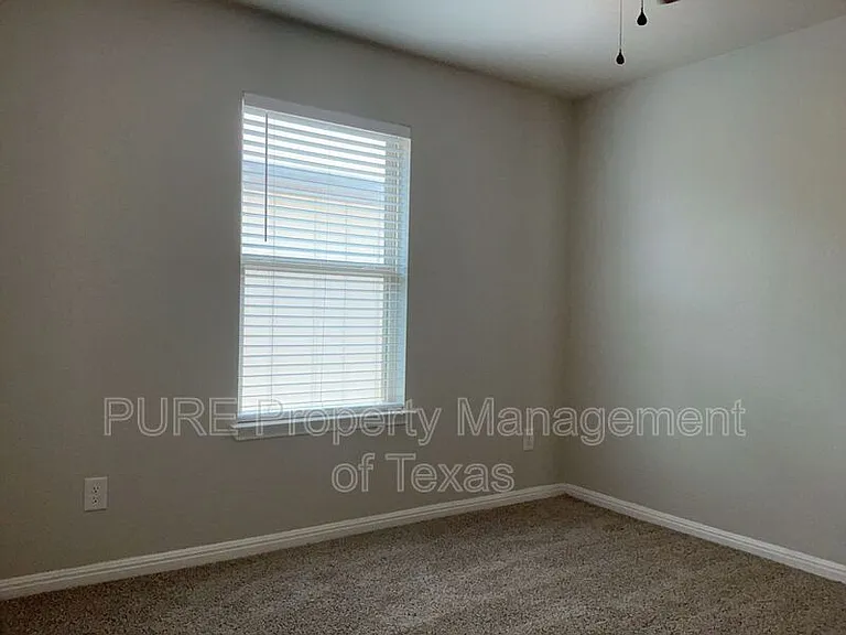 161 Nogalito Way — Photo 27