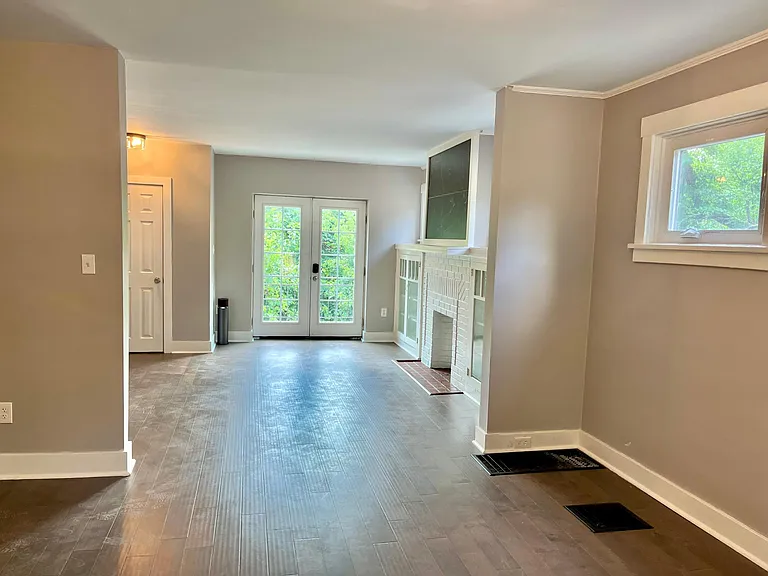 149 Race St — Photo 12