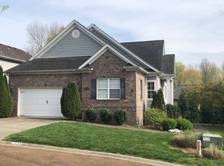 1073 Lakeview Dr, Paducah, KY 42003