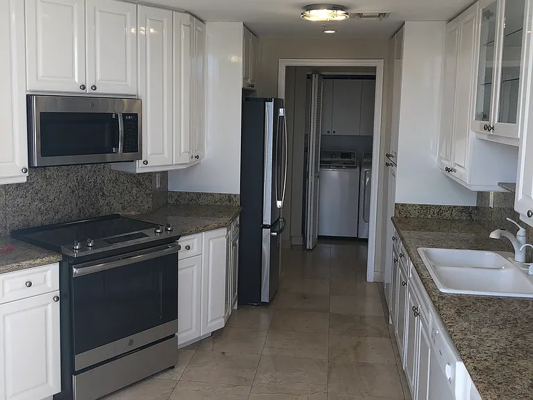 848 Brickell Key Dr #1505 — Photo 24