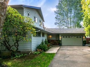 1102 SW Stephenson St, Portland, OR 97219