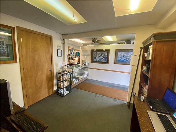 5th image of 1001 E 38th St