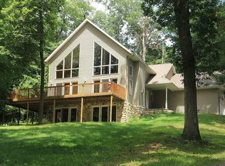 4001 Sunshine St SW, Cedar Rapids, IA 52404