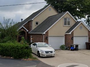 1821 Union Lake Rd, Commerce Township, MI 48382