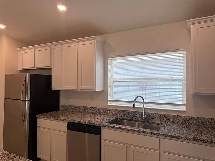 711 Scrub Oak Hammock Rd — Photo 13