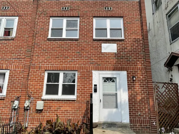 261 E Haines St, Philadelphia, PA 19144