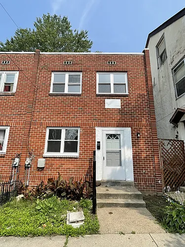 261 E Haines St Photo 1