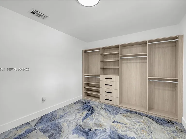 10350 SW 48th St #2 — Photo 8
