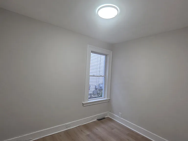48 Stevens St #1 — Photo 5