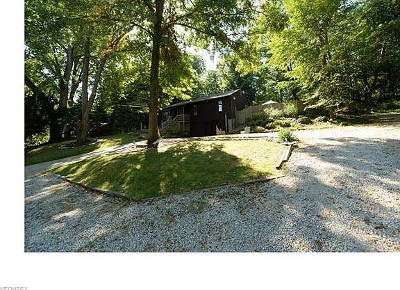 3rd image of 370 Keltner Ave