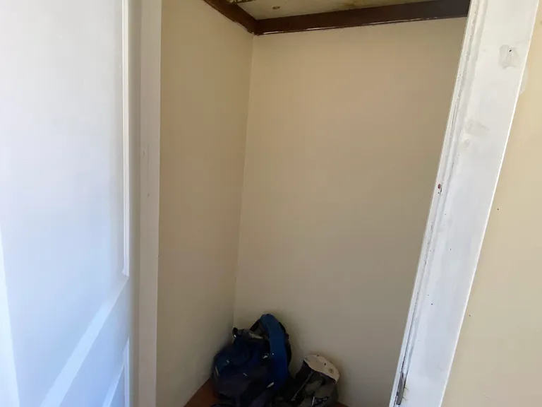 233 London St #3 — Photo 21