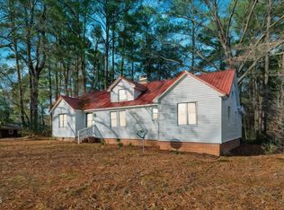 210 Monroe St, Sanford, NC 27330