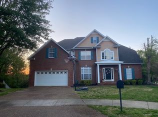 126 Fieldcrest Cir, Hendersonville, TN 37075