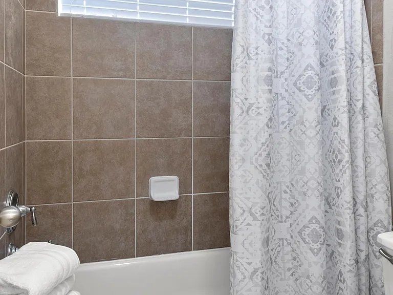 21930 Cascade Hollow Ln — Photo 14