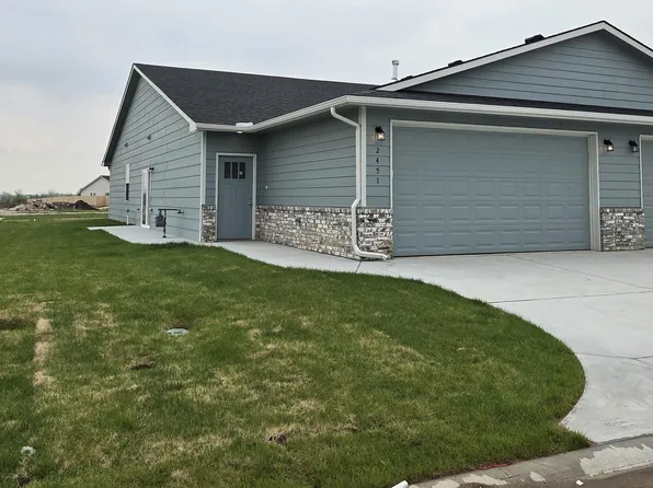 2449 S Wheatland St, Wichita, KS 67235
