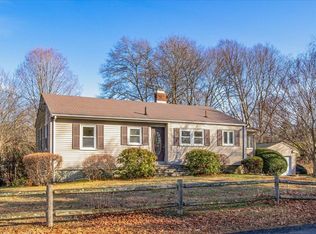 75 Bruce Rd, Walpole, MA 02081