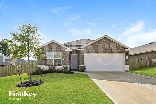 14005 Lake Crescent Dr Photo 1