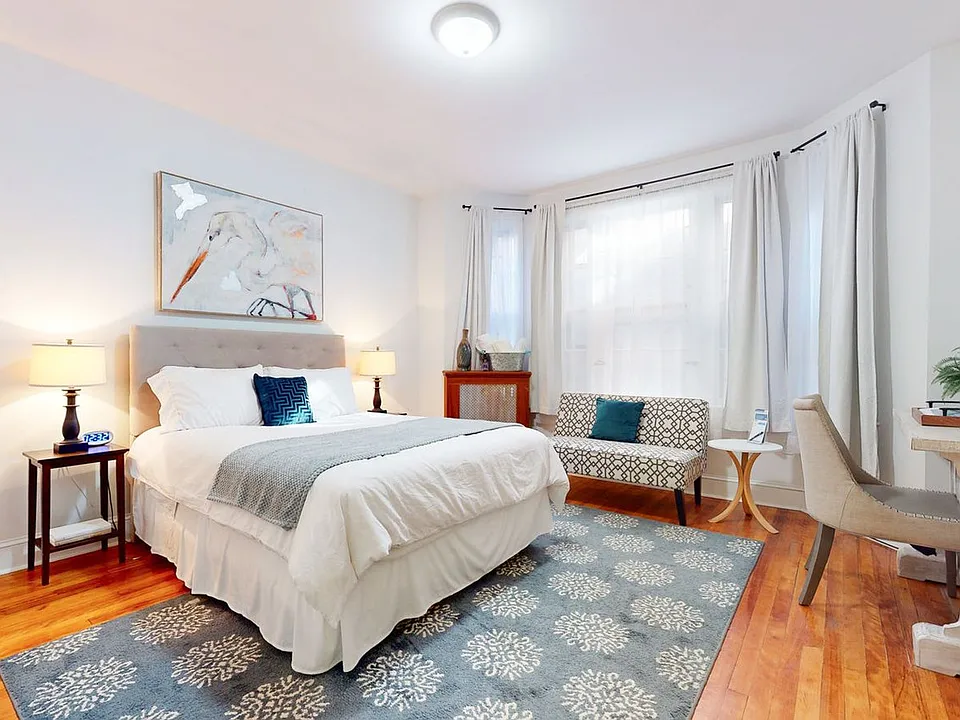 1253 Beacon St #1-ID1237986P