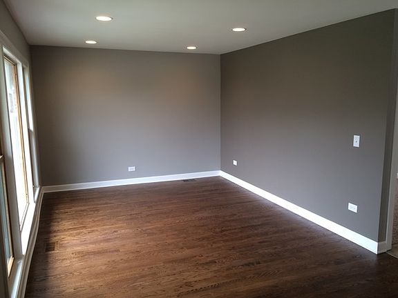 5th image of 9053 S East End Ave