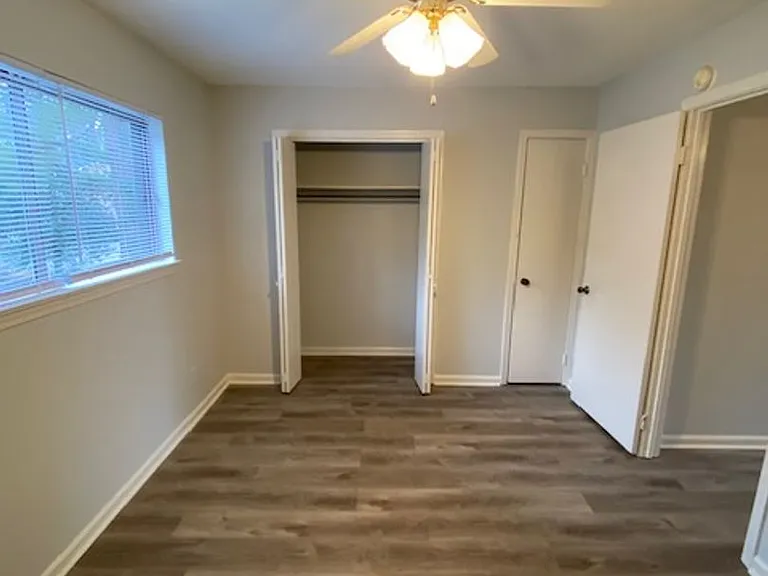 Spacious 2 bedroom , 1 bath - Just 8 minutes from the University of South Carolina! — Photo 6
