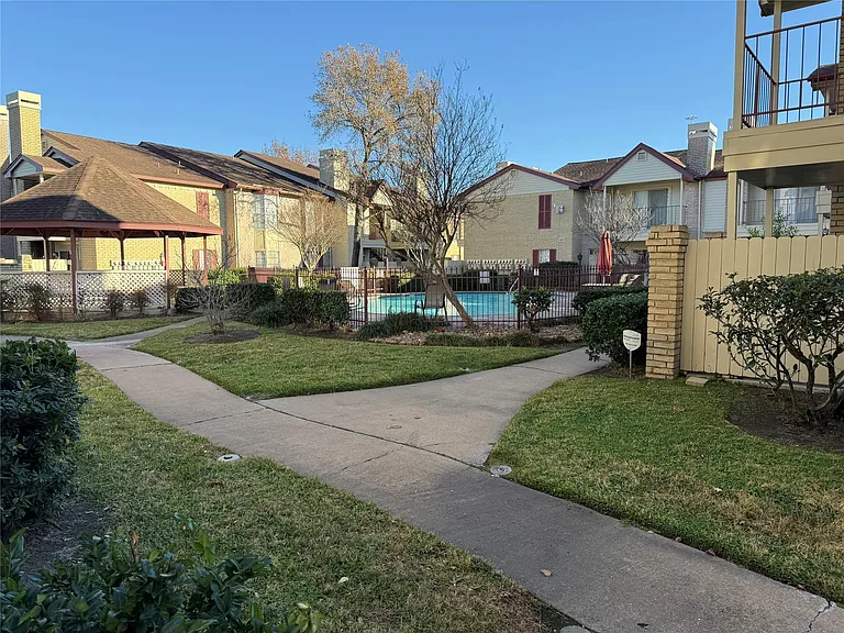 2120 El Paseo St #2406 — Photo 20