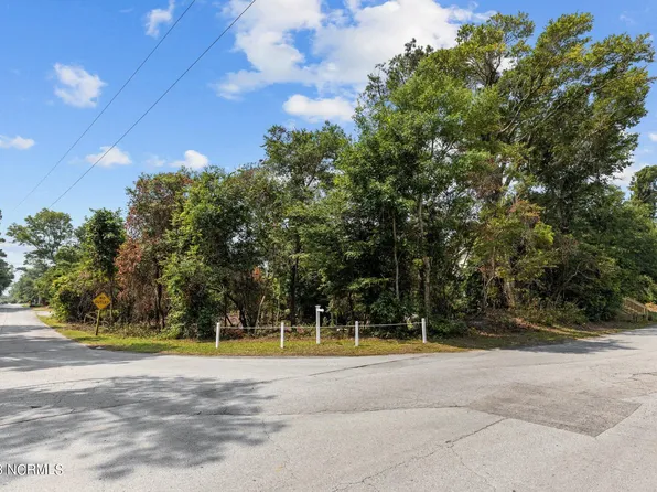 331 Live Oak Street, Emerald Isle, NC 28594