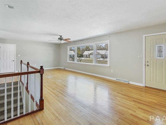 5th image of 118 N Balagna Ct
