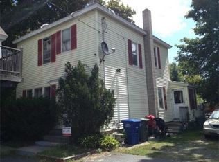 19 Cedar St #R, Leominster, MA 01453