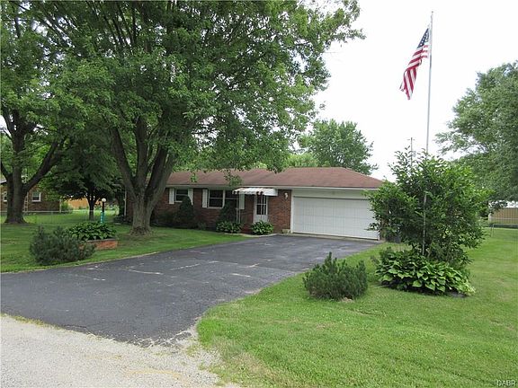 2nd image of 9264 Dorothy Dr