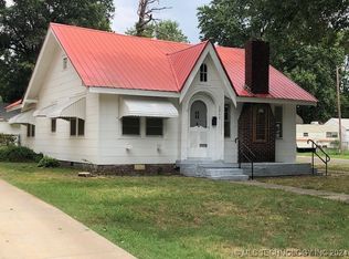 2802 Garland St, Muskogee, OK 74401