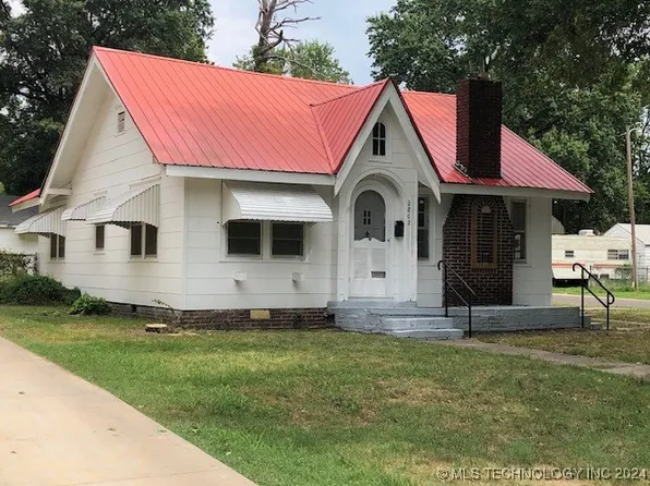 2802 Garland St, Muskogee, OK 74401