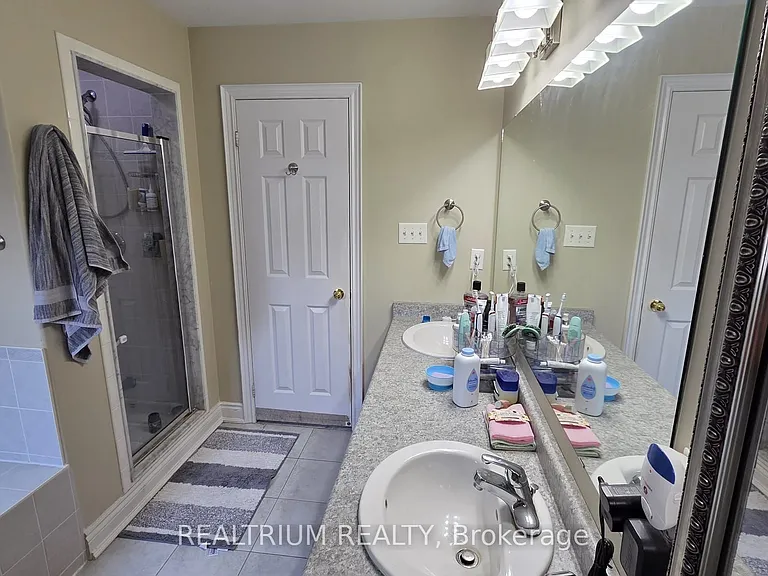 63 Westminster Cir — Photo 20